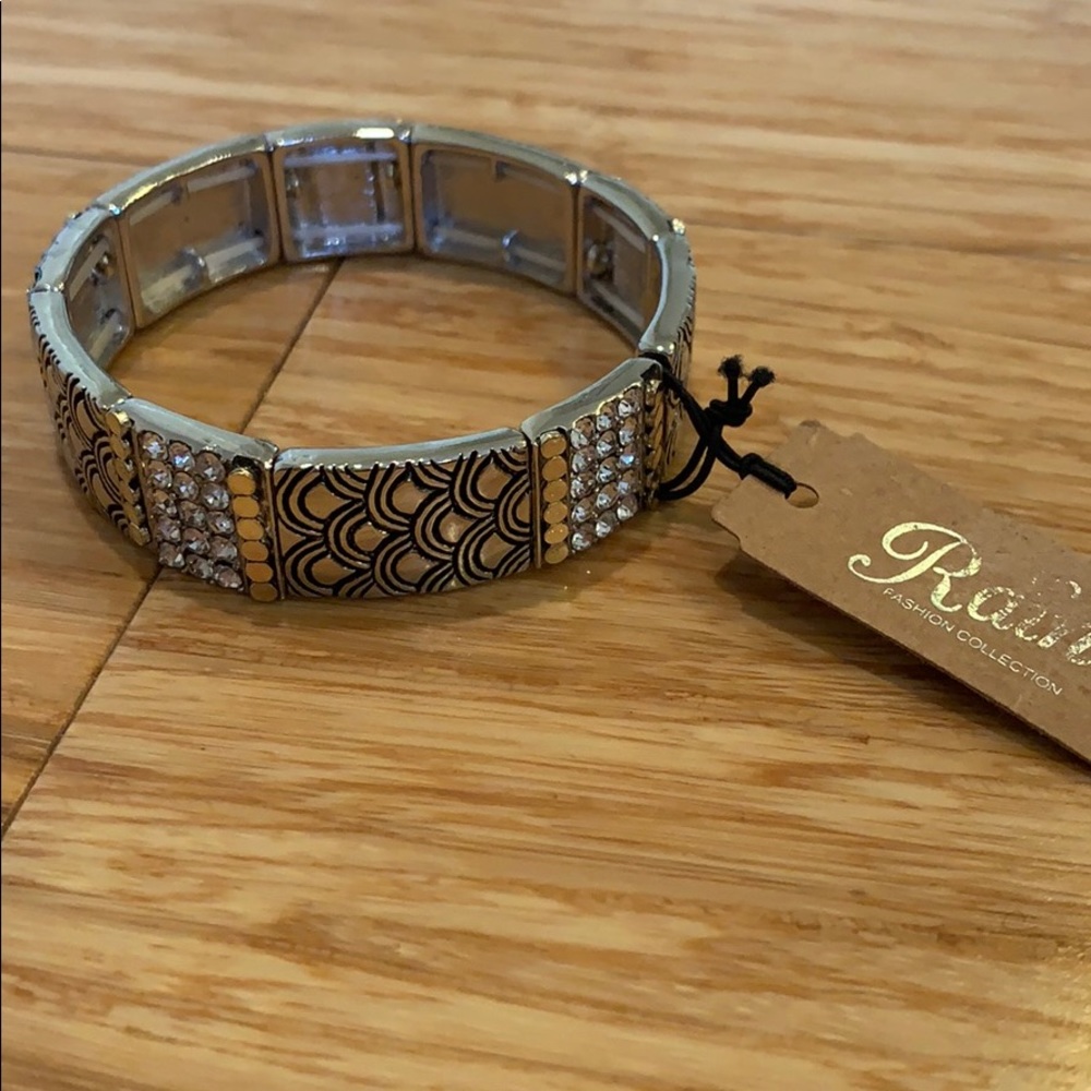 Silver stretch bracelet